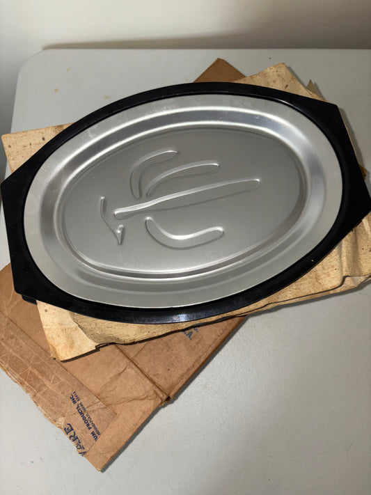 Vintage Nordic Ware SERV-A-SIZZLE Steak / Fajita Serving Plates Cactus Set Of 4. New In Original Box