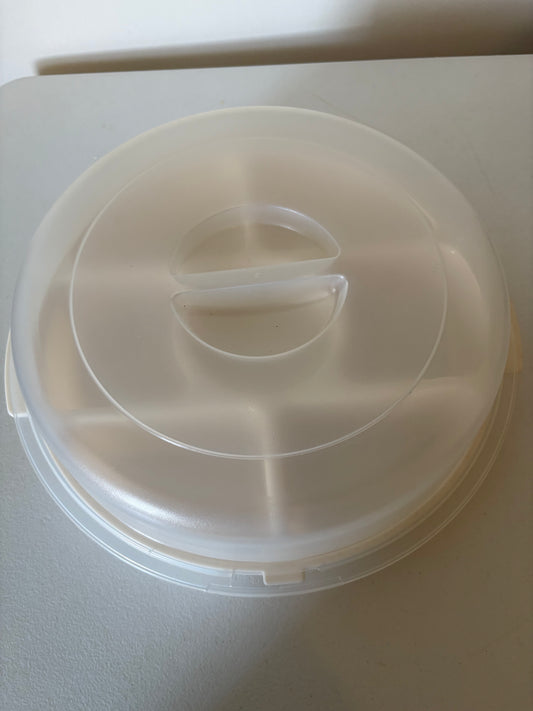 Rubbermaid Servin Saver Seven Divided Compartments Round Container Almond Lid