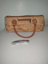 Load image into Gallery viewer, NWT! Primeware Thermal Insulated Wine Clutch Bag w/Corkscrew
