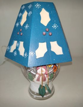 Indlæs billede til gallerivisning Glass Snowman Lamp
