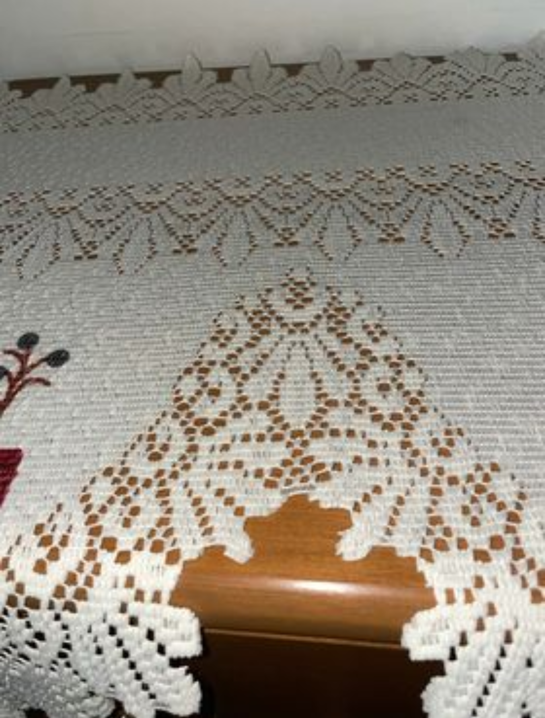 Vintage Beautiful Mantle Scarf