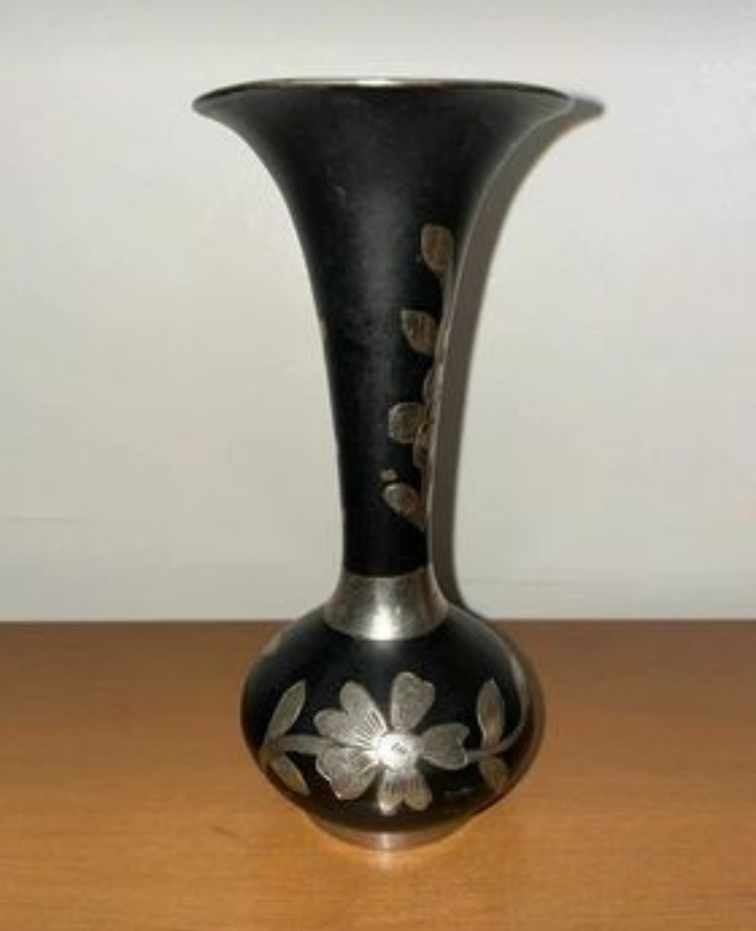 Black And Silver Niello Vintage Flower Vase made in  India