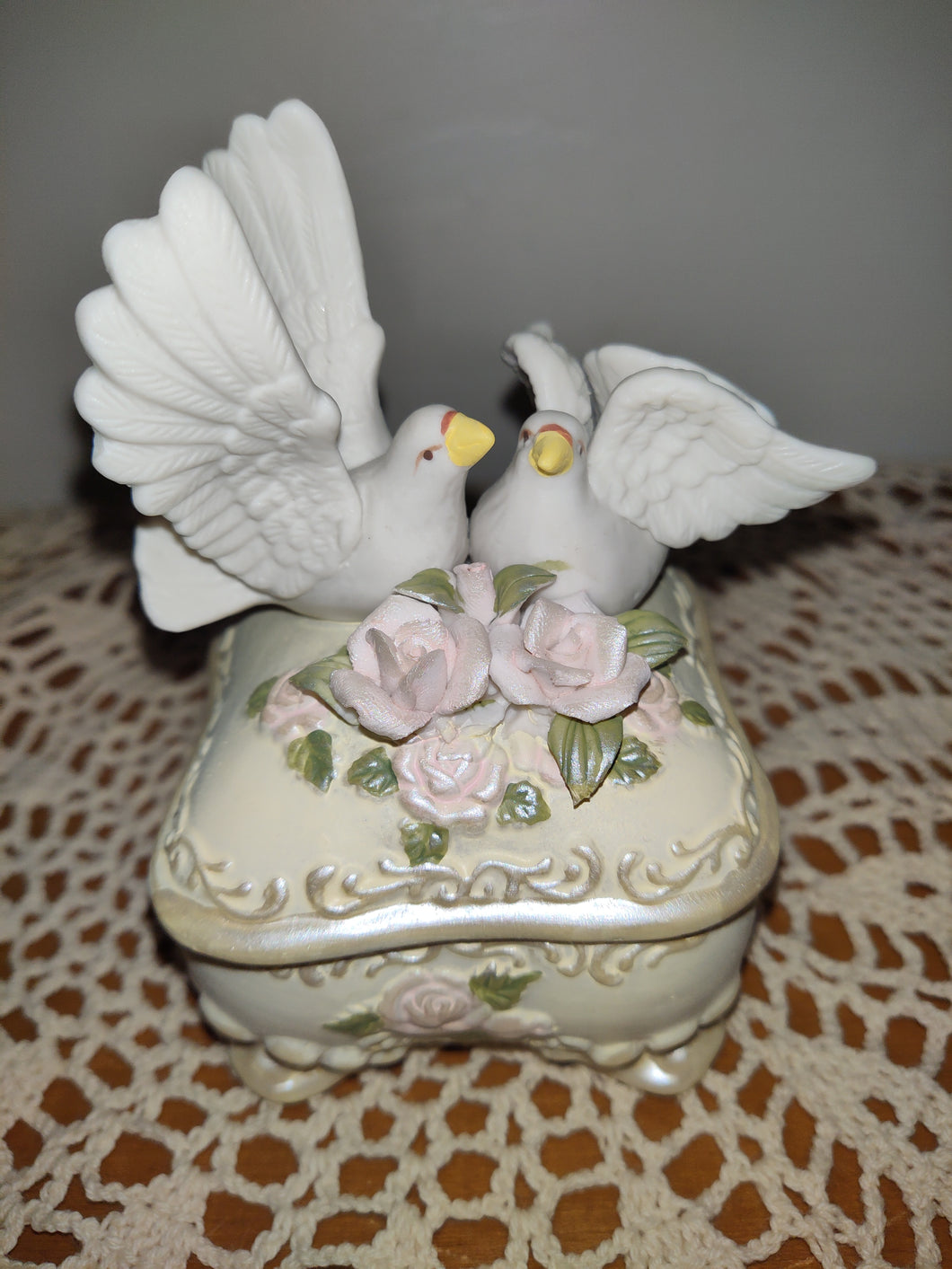 Two Doves Floral Trinket Box